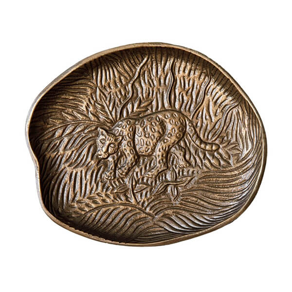 Artesa Embossed Serving Dish with Leopard Design