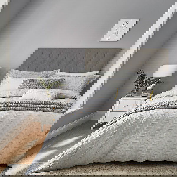 Katie Piper Reset Seersucker Stripe Duvet Cover Set Super King Size Silver