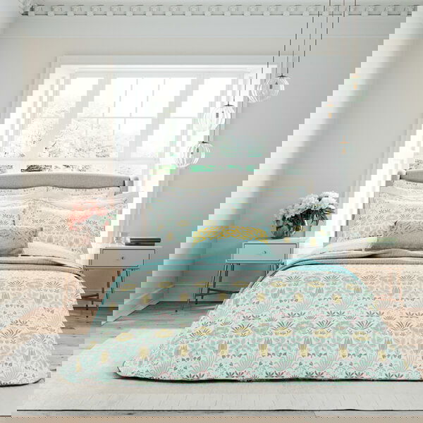 V&A Anselm Duvet Cover Single Aqua