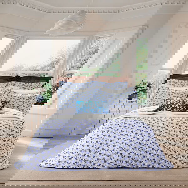 V&A Swanwick Duvet Cover King Size Indigo Blue & White