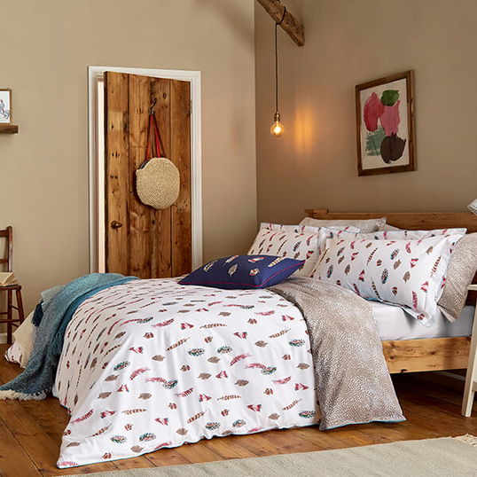 Joules Feathers Duvet Cover Set Super King Size Chalk