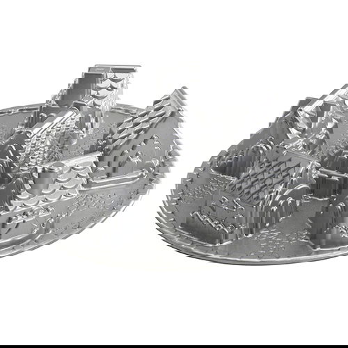 Nordic Ware Cozy Village Pan