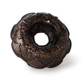 Nordic Ware Autumn Wreath Bundt Tin