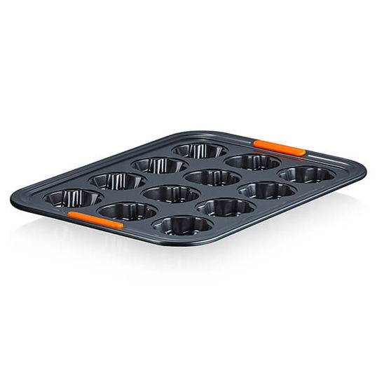 Le Creuset Bakeware 12 Cup Halloween Tray