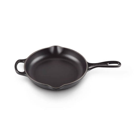 Le Creuset Signature Satin Black Cast Iron 23cm Skillet