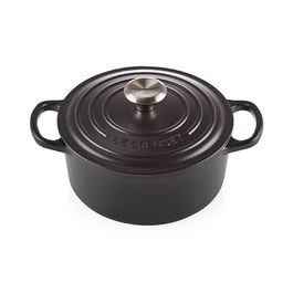 Le Creuset Signature Satin Black Cast Iron 24cm Round Casserole