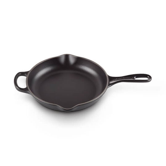 Le Creuset Signature Satin Black Cast Iron 26cm Skillet