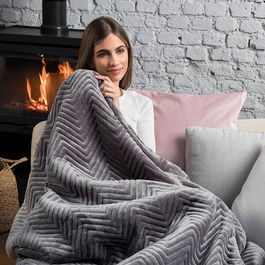 Dreamland Hurry Home Quilted Herringbone Warming Throw Grey
