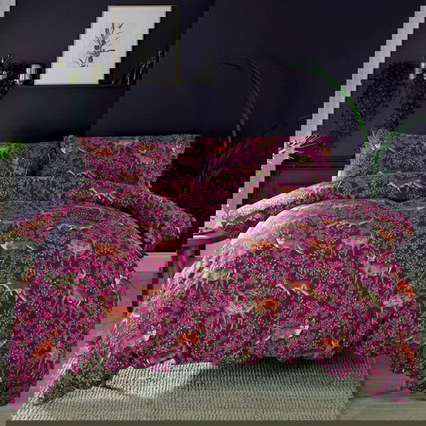 Deyongs Fox and Deer Duvet Set Mulberry Super King
