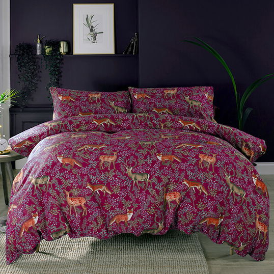 Deyongs Fox and Deer Duvet Set Mulberry Super King