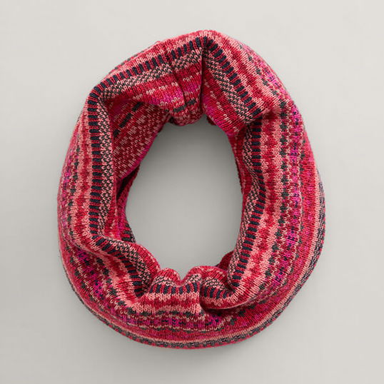 Seasalt Touchstone Snood Star Jasmine Carmine