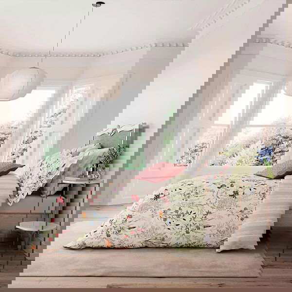 V&A Blythe Meadow Duvet Cover Set Super King Size Multi
