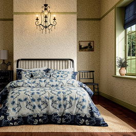 Morris & Co for V&A Scrolling Carnation Duvet Cover Set King Size Indigo & Ivory