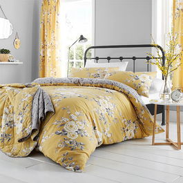 Catherine Lansfield Canterbury King Duvet Set Ochre