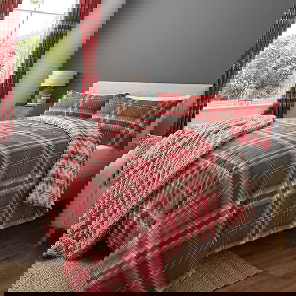 Catherine Lansfield Kelso Single Duvet Set Red