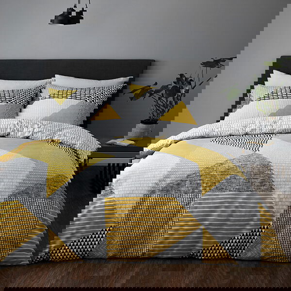 Catherine Lansfield Larsson Geo Single Duvet Set Ochre