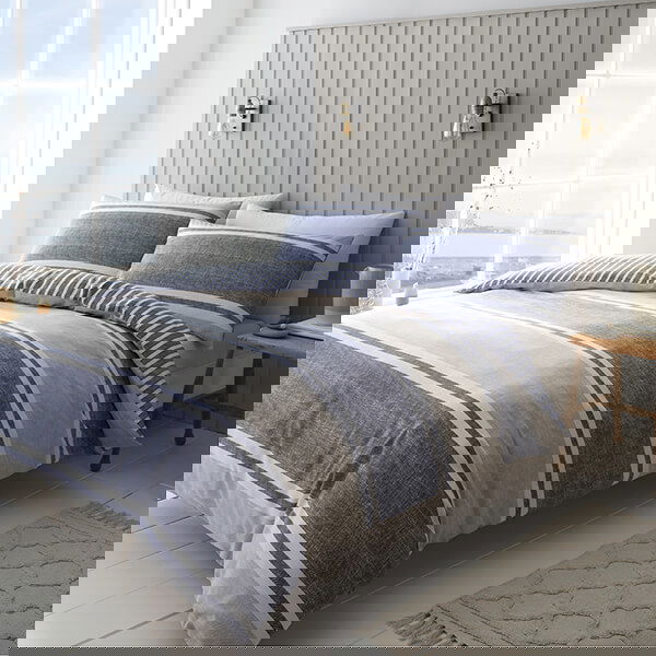 Catherine Lansfield Textured Banded Stripe Double Duvet Set Blue