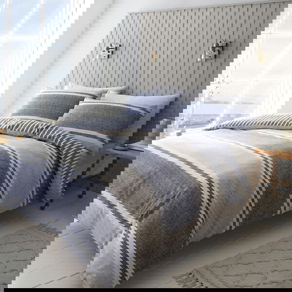 Catherine Lansfield Textured Banded Stripe Single Duvet Set Blue