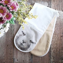 Lucy's Farm Daisy the Sheep Double Oven Gloves